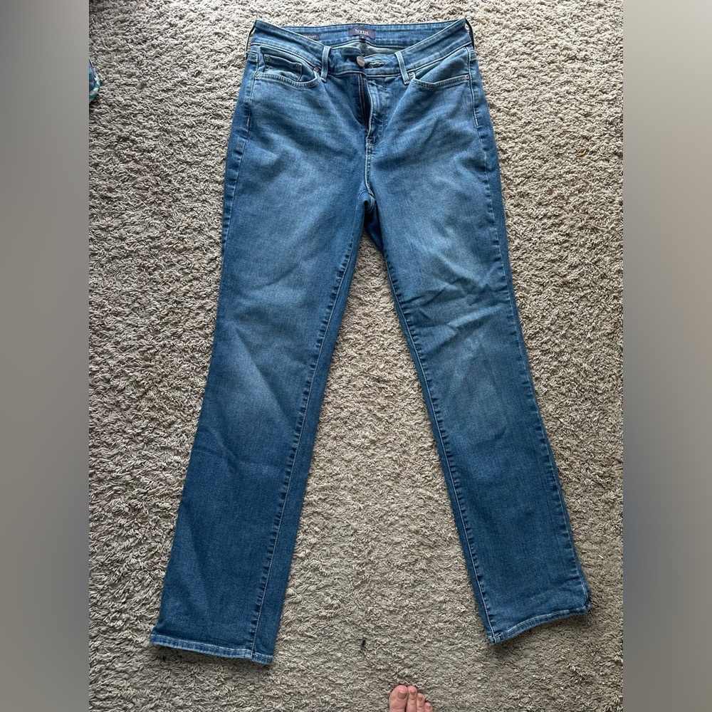Women’s NYDJ Marilyn Straight Jeans Like New